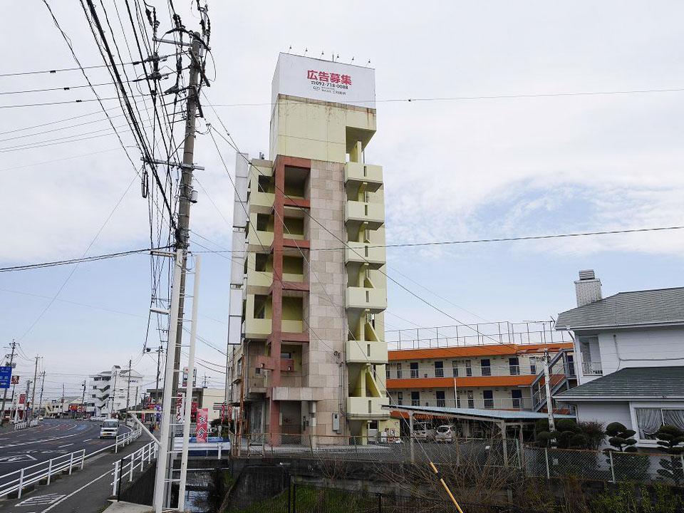 ロビー　建物外観