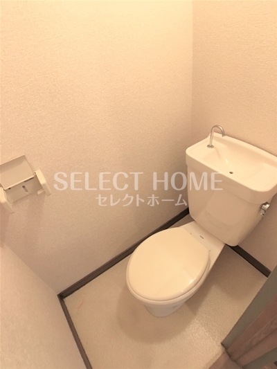 トイレ　ゆったりとした空間のトイレです