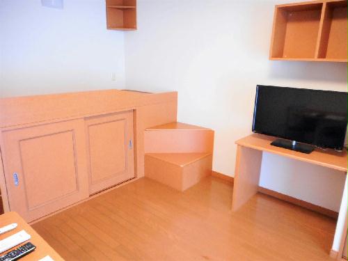 収納　ベッド下、階段下は大容量収納！