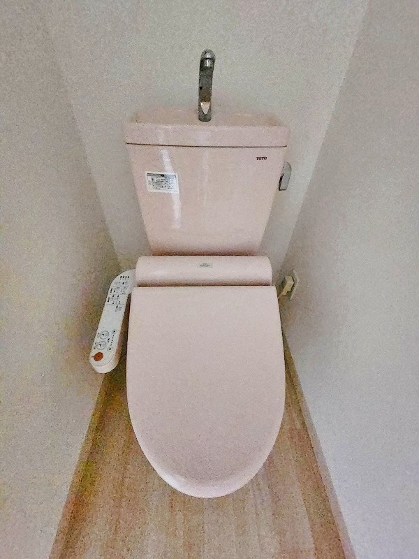 トイレ　★温水洗浄便座★