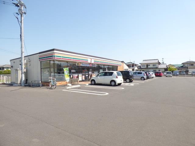 コンビニ　セブンイレブン富の原2丁目店（コンビニ）まで555m