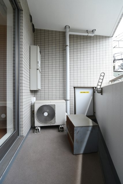 バルコニー　広々としたバルコニーです