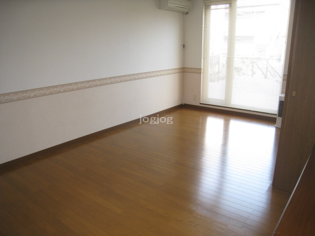 その他部屋・スペース　居間その２