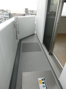 　バルコニー　ベランダ