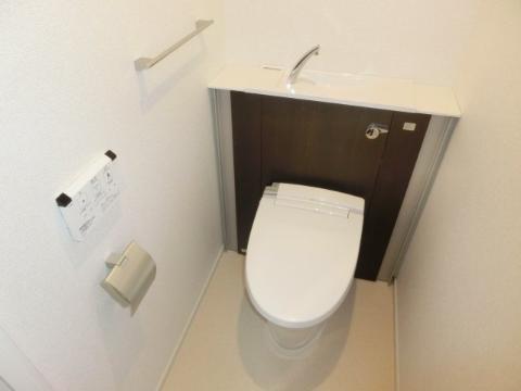 　トイレ　シャワー付トイレ