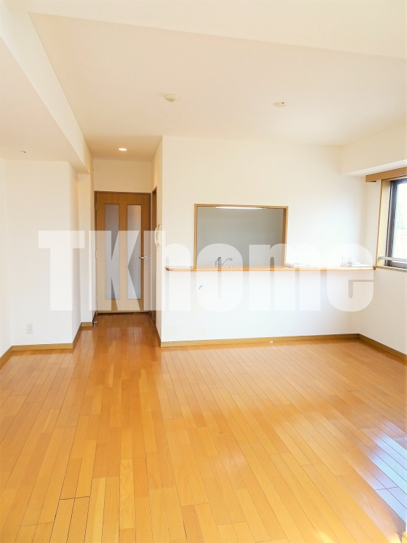 居室・リビング　明るい東南角部屋のＬＤＫ・広々１6帖