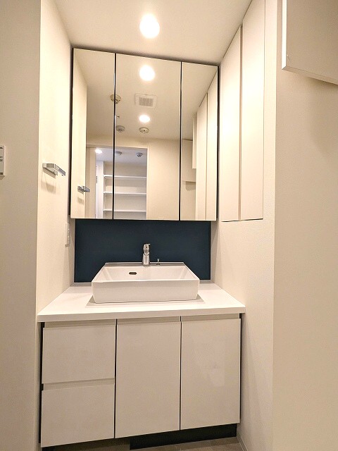 洗面設備　参考写真です