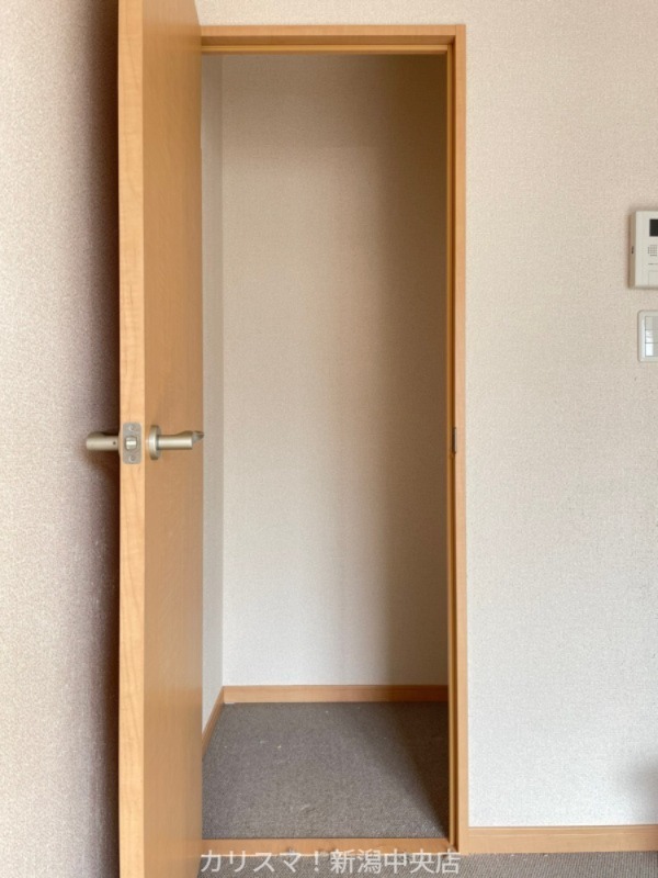 収納　※別部屋参考写真