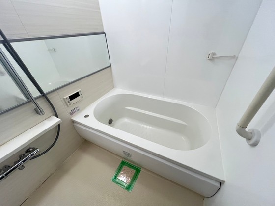 バス・シャワールーム　※別の部屋の写真です