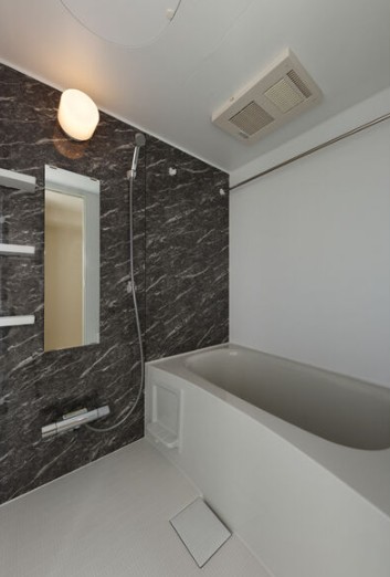 バス・シャワールーム　別室の参考写真です。※現況優先