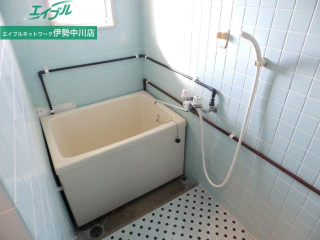 バス・シャワールーム　同物件別室写真