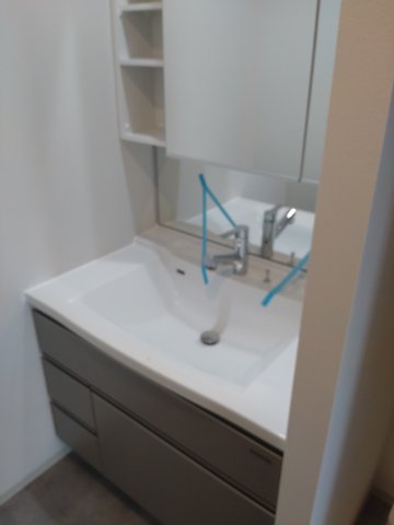 洗面設備　※同タイプ参考写真です（ash）