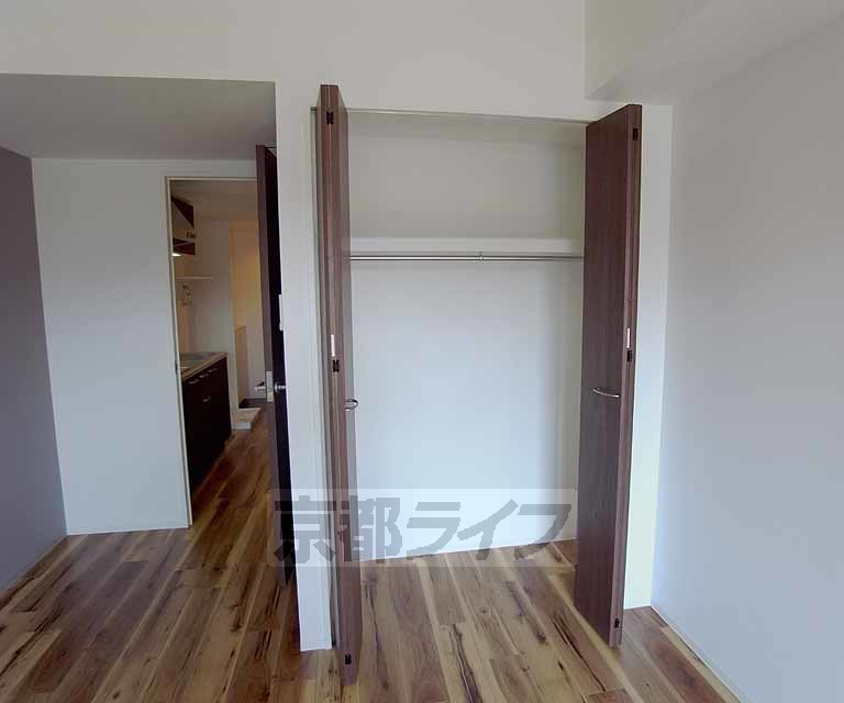 収納　しっかりとした大きめのクローゼット