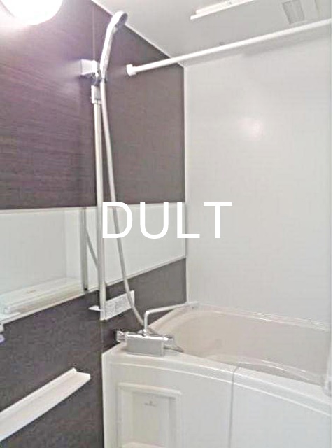 バス・シャワールーム　バスルームです。