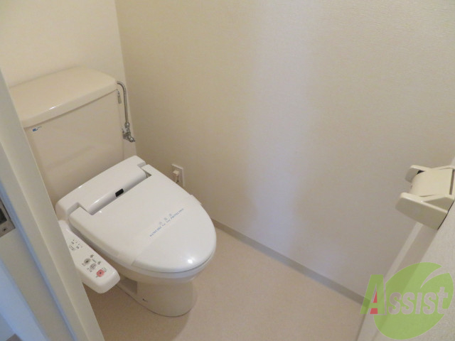トイレ　各種機能付きのトイレなのでゆっくりと過ごせますね。
