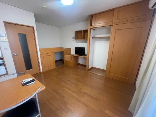 居室・リビング　現状優先。設置は現地と異なる可能性があります。