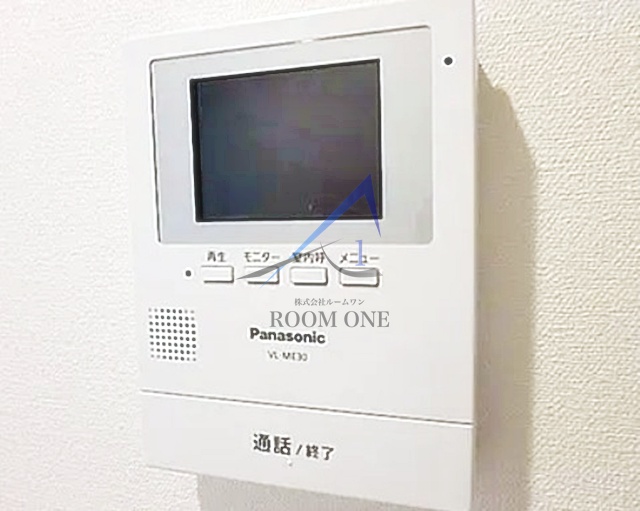 セキュリティ　モニター付きインターホンです。