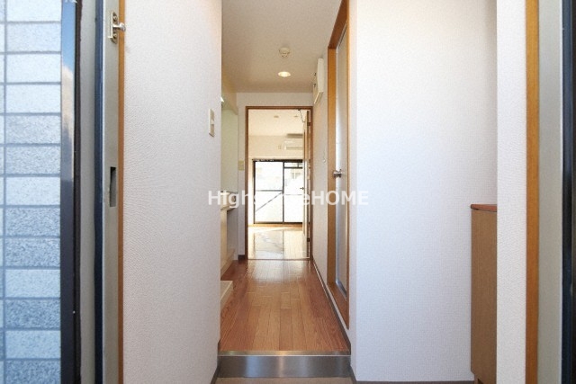 玄関　落ち着いた玄関です