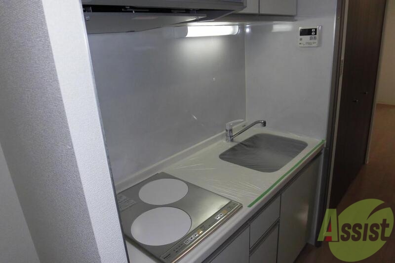 キッチン　ＩＨコンロは熱伝導がいいのでお料理も素早くできますよ。