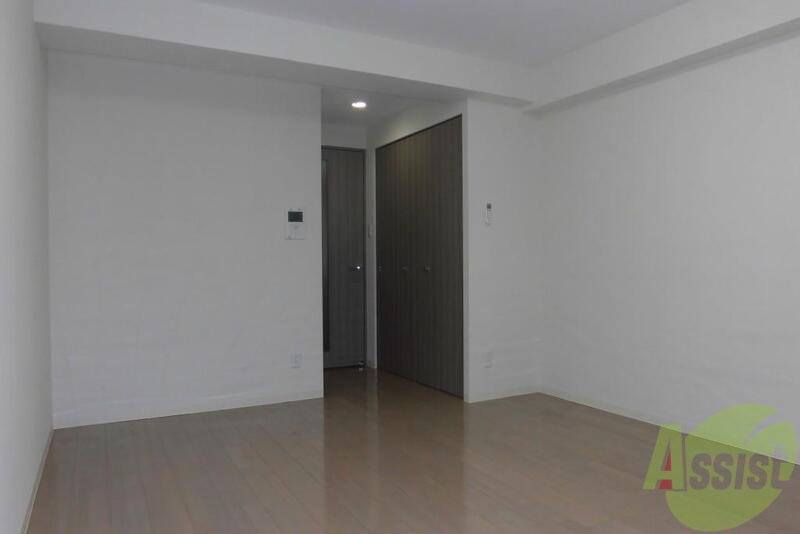 その他部屋・スペース　ベットを置いても余裕の広さが残ります。レイアウトも楽しみっ♪