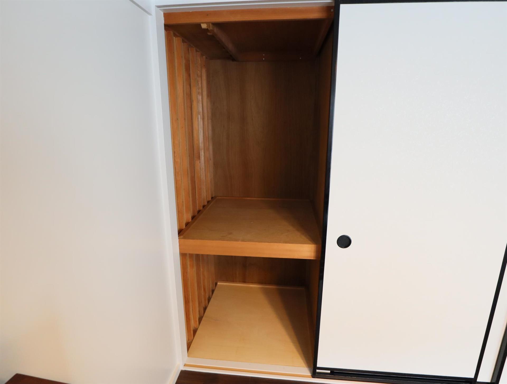 収納　リビング　収納