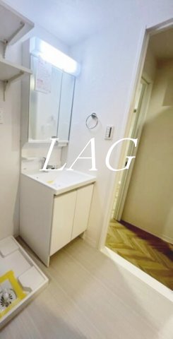 洗面設備　洗面台です。