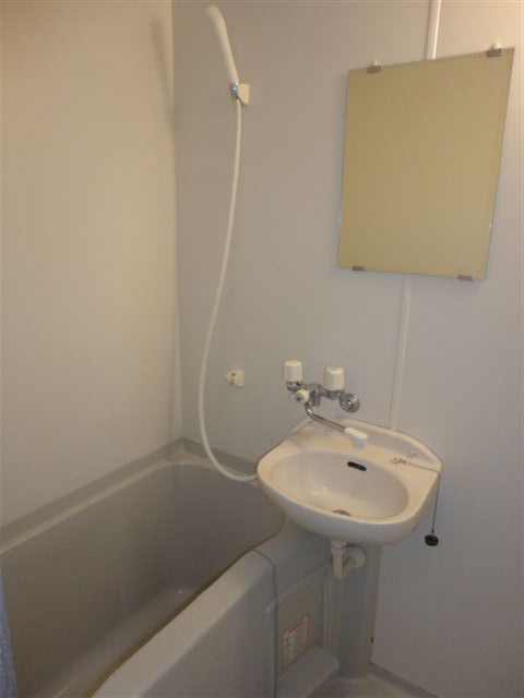 バス・シャワールーム　浴室