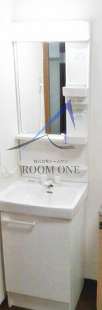 洗面設備　洗面台です。