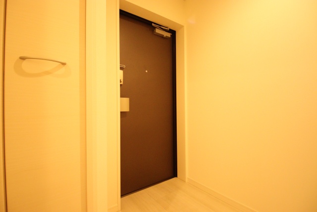 玄関　※別室の参考写真の為、現況優先です。