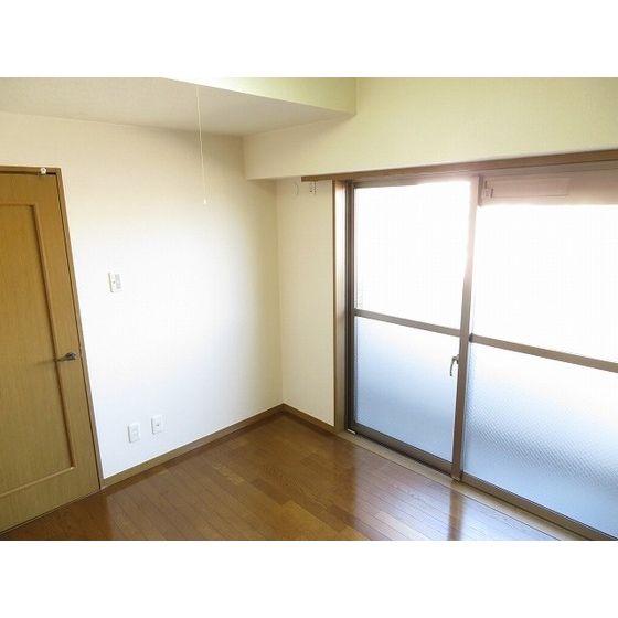 居室・リビング　居間です