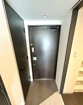 玄関　落ち着いた玄関です