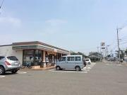 コンビニ　セブンイレブン（コンビニ）まで395m