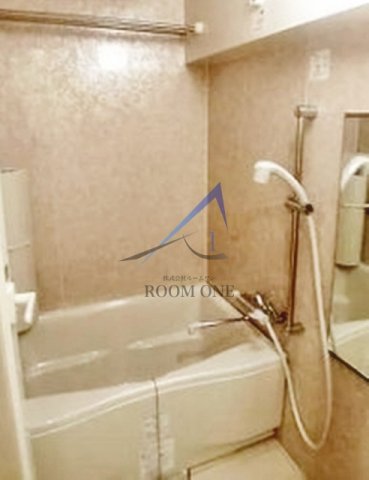 バス・シャワールーム　お風呂です。