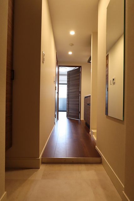 玄関　参考写真