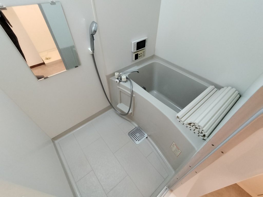 バス・シャワールーム　バス