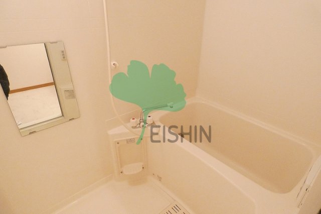 バス・シャワールーム　清潔感のある浴室です！