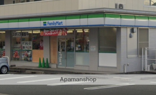 コンビニ　ファミリーマート 磐田明ヶ島店（コンビニ）まで424m