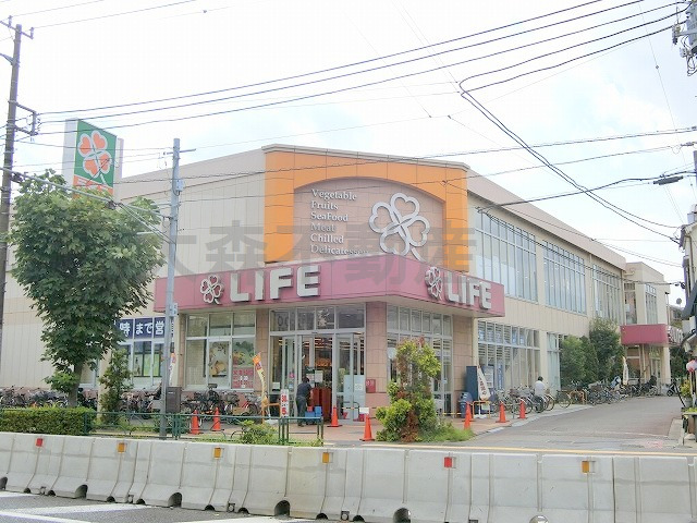 スーパー　ライフ 大森中店（スーパー）まで117m
