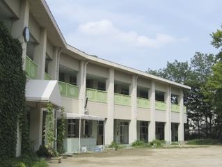 幼稚園・保育園　伊丹市立おぎの幼稚園（幼稚園・保育園）まで210m