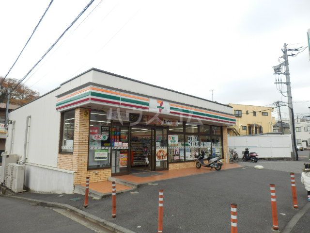 コンビニ　セブン‐イレブン 横浜六ツ川店（コンビニ）まで835m