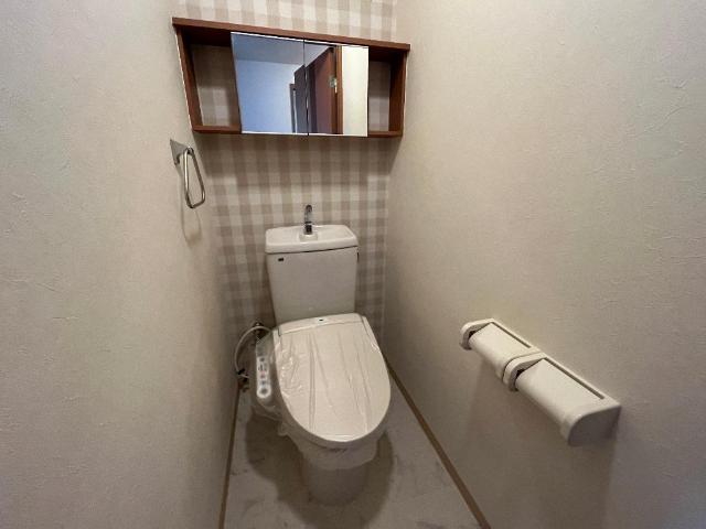 トイレ　トイレ