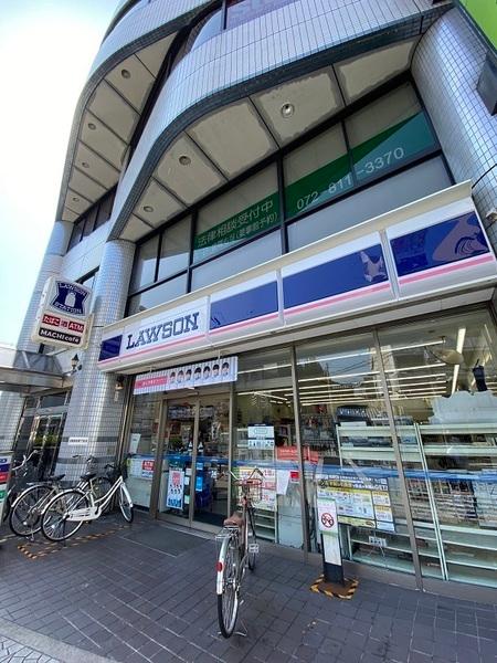 コンビニ　ローソン早子町店（コンビニ）まで1022m
