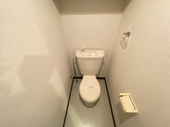 トイレ　※別部屋の写真です