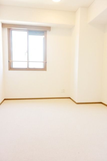 その他　洋室6帖