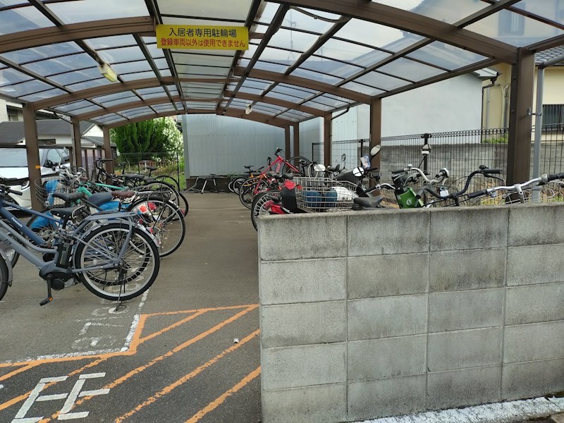 駐車場　駐輪場