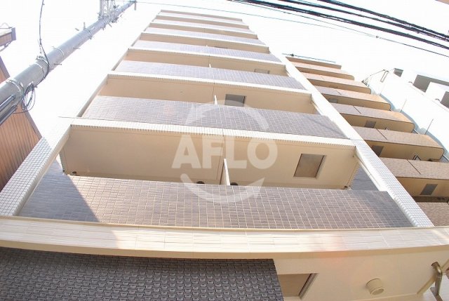 建物外観　エスカーサ心斎橋EAST　外観