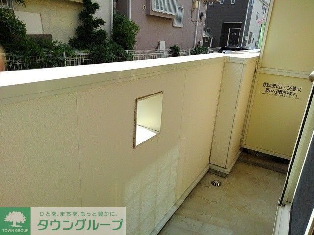 バルコニー　バルコニー