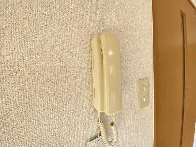 セキュリティ　同物件別室のイメージ画像となります　反転した間取りとなります