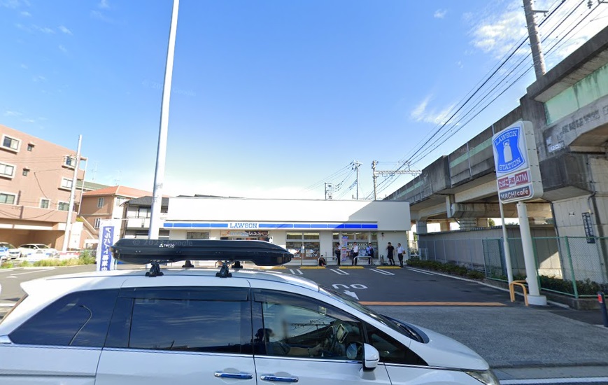 コンビニ　ローソン 横浜和泉中央北五丁目店（コンビニ）まで612m