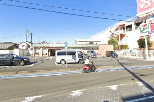 コンビニ　セブンイレブン 横浜泉上飯田店（コンビニ）まで915m